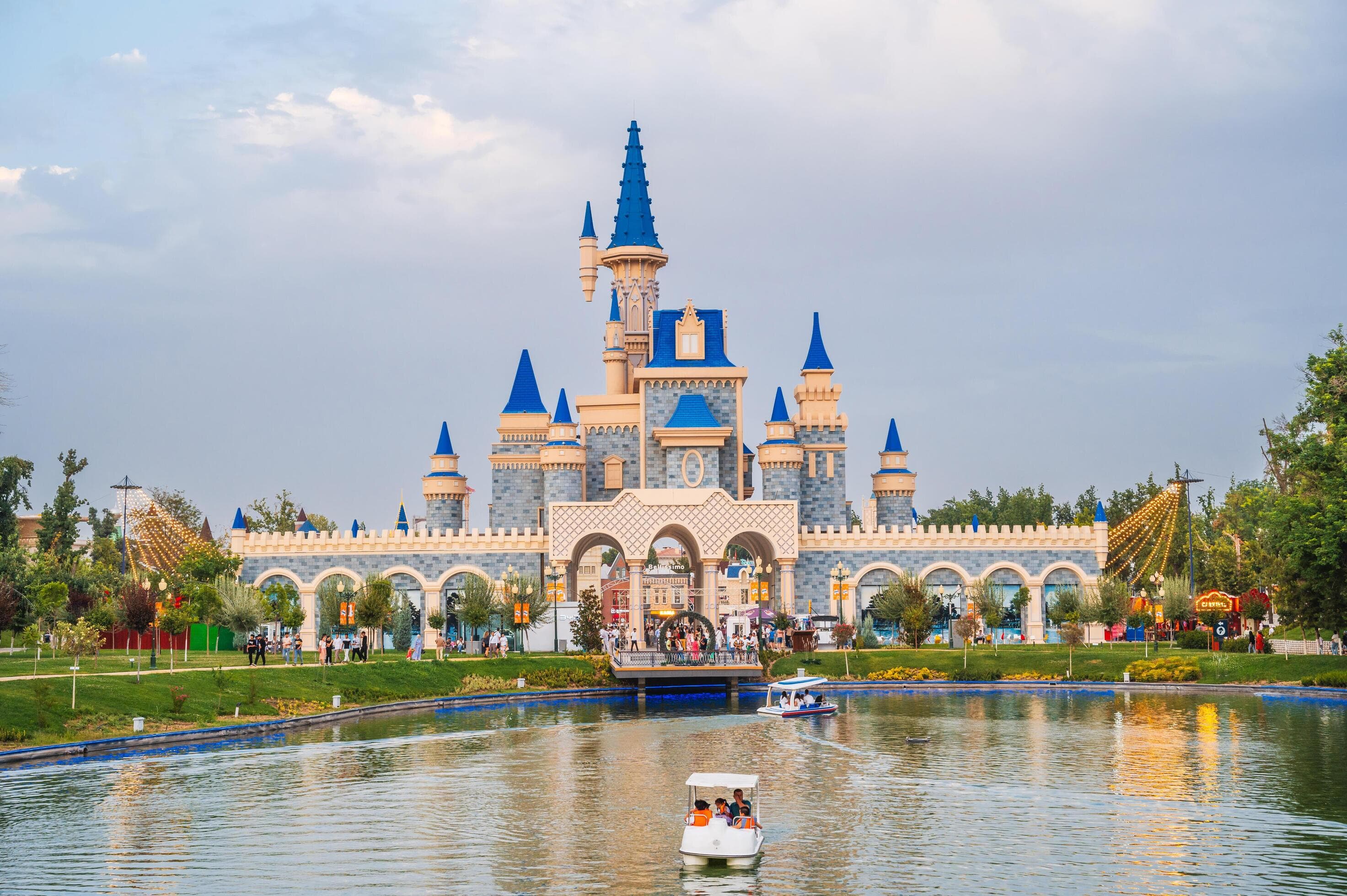 Modern leisure district in Tashkent